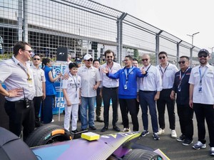 Bamsoet Apresiasi Panitia Penyelenggara dan UMKM HIPMI di Formula E 2023