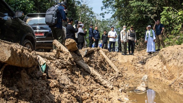 Potret Jalan Rusak Parah di Cengal OKI, Pemprov Siapkan Rp 15 M