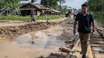 Jalan di Cengal Ogan Komering Ilir Rusak Parah