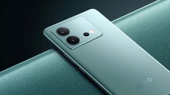 1. Posisi puncak dipegang oleh iQOO Neo8 Pro dengan skor 1.358.352. Foto: iQOO