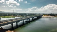 Kehadiran jembatan ini mempermudah akses antara daerah Tirtohargo dengan Parangtritis yang akan menghemat waktu tempuh dari yang sebelumnya 20 menit menjadi hanya 6 menit saja, serta pengembangan daerah Pantai Selatan Yogyakarta.Foto: Dok. PT Hutama Karya (Persero)