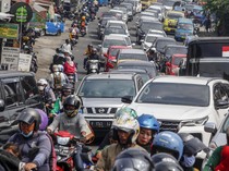 Video: Simpang Megamendung-Pasar Cisarua Jadi Titik Kepadatan Jalur Puncak