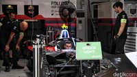 Diketahui, Formula E Jakarta musim ini terasa lebih spesial dibandingkan tahun sebelumnya. Sebab, kali ini balapan digelar dua kali atau double header. Kedua perlombaan tersebut sedianya dihelat di dua hari berbeda, yakni Sabtu dan Minggu.