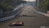 Pebalap Maserati Racing, Maximilian Gunther menjadi yang tercepat dalam sesi ini.