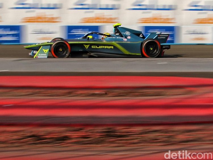 Latihan Bebas Kedua Formula E Dimulai