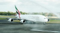 Nomor 1, A380-800, yang pertama kali diperkenalkan pada tahun 2007, merupakan pesawat penumpang terbesar di dunia. Kapasitas maksimumnya 853 tempat duduk dan empat kelas (pertama, bisnis, ekonomi premium, dan ekonomi) sebanyak 545 (Foto: Dok AP I)