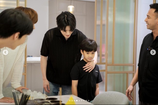 Kemiripan Jaehyun dan Rafathar pun diakui para personel NCT DoJaeJung. Para penggemar selama ini banyak membuat foto perbandingan keduanya. Foto: dok. Instagram @raffinagita1717
