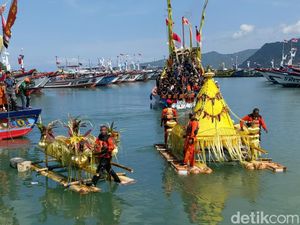 Panen Ikan Melimpah, Nelayan Prigi Trenggalek Gelar Labuh Laut Sembonyo