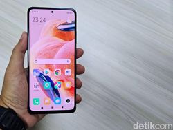 Unboxing Redmi Note 12 Pro, HP Xiaomi Harga Rp 3 Jutaan yang Menggoda