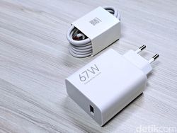 Unboxing Redmi Note 12 Pro, HP Xiaomi Harga Rp 3 Jutaan yang Menggoda