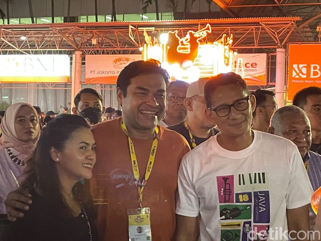 Sandiaga Uno menghadiri BNI Java Jazz Festival 2023 pada Sabtu (3/6/2023).