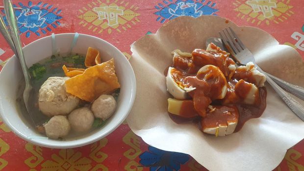 Siomay dan bakso Pak Lebah di Denpasar, Sabtu (3/6/2023).