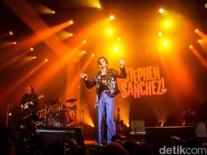 Stephen Sanchez
