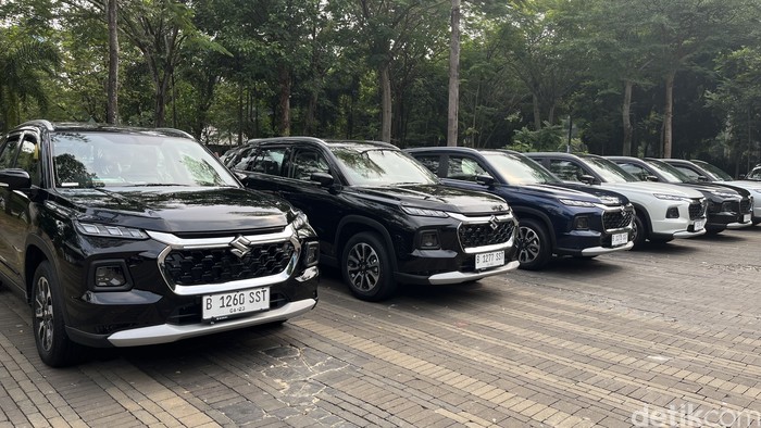 Suzuki Grand Vitara Mulai Dikirim ke Tangan Konsumen.