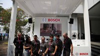 Bosch telah mencatatkan sejumlah pencapaian legendaris sepanjang 120 tahun sejarah keterlibatannya sebagai mitra, pemasok dan sponsor kejuaraan balap dunia salah satunya ajang Formula E Jakarta 2023. Melalui ajang Formula E, Bosch menegaskan bahwa elektromobilitas membuat mobilitas di perkotaan, seperti di Jakarta, tidak hanya lebih berkelanjutan, tetapi juga lebih menarik dan menyenangkan. 