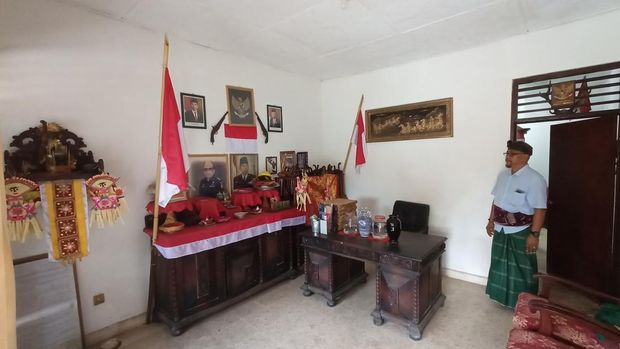 Bagian ruang kerja dari kamar khusus Bung Karno di Puri Agung Kerambitan. (chairul amri simabur/detikBali)
