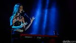 Penonton Terlena Dengar Musik Stacey Ryan di BNI Java Jazz Festival 2023