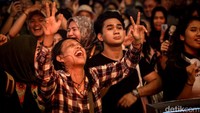 Bertepatan dengan momen libur panjang, BNI Java Jazz Festival 2023 hadir untuk memberikan keseruan dan kehangatan melalui deretan musisi nasional dan internasional bergengsi serta menyajikan penampilan dan kolaborasi yang eksklusif dan spektakuler. (Foto: Andhika Prasetia/detikcom)
