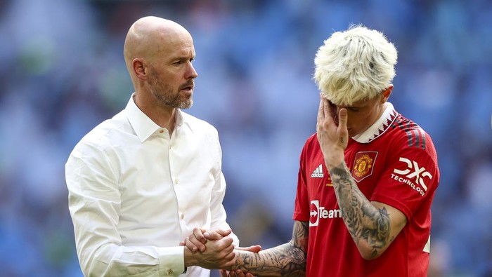 LONDON, ENGLAND - JUNE 03: Head Coach Erik ten Hag with Alejandro Garnacho of Manchester United after their sides 2-1 defeat during the FA Cup Final match between Manchester City and Manchester United at Wembley Stadium on June 03, 2023 in London, England. (Photo by Robin Jones/Getty Images)