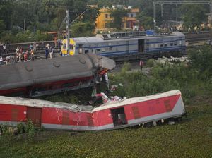 Janji India Usut Tuntas Tragedi Maut Kecelakaan Kereta Api