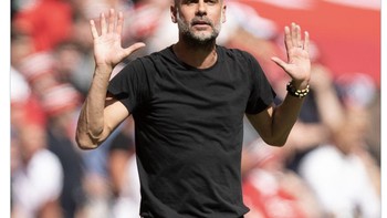 Juru taktik Pep Guardiola yang bikin Man City jadi superior. Foto: Twitter