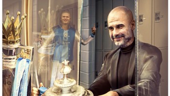 Sejauh ini tim Inggris yang meraih treble winners itu MU, tapi kini berpotensi dipatahkan oleh tetangganya. Foto: Twitter