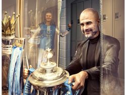 Meme MU Tenggelam, Man City Kian Dekat Treble Winners