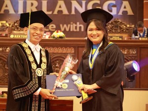 Unair Luluskan Salah Satu Doktor Termuda RI Berusia 24 Tahun, Inilah Sosoknya