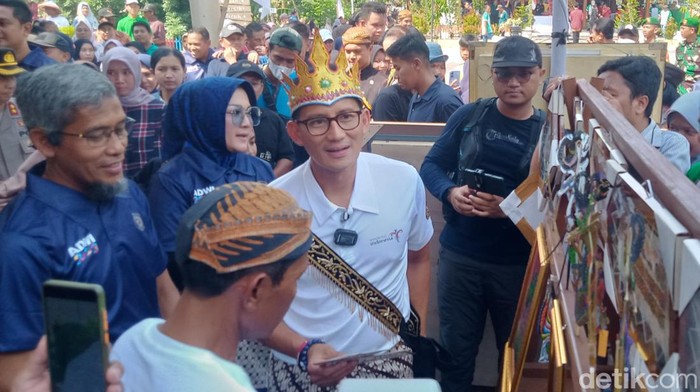 Menparekraf Sandiaga Uno saat ke Desa Sidowarno, Kecamatan Wonosari, Klaten, Minggu (4/6/2023).