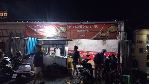 Mie Lontong Tahu Badrun, salah satu kuliner legendaris di Denpasar.
