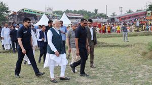 PM India Datangi Lokasi dan Korban Kecelakaan Kereta Maut Odisha