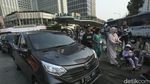 Potret Warga Antusias Olahraga di Bundaran HI Meski CFD Ditiadakan