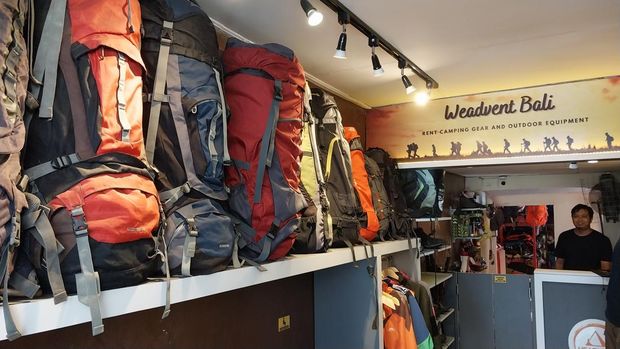Weadvent Bali di Monang-Maning, Denpasar, salah satu tempat penyewaan alat outdoor.
