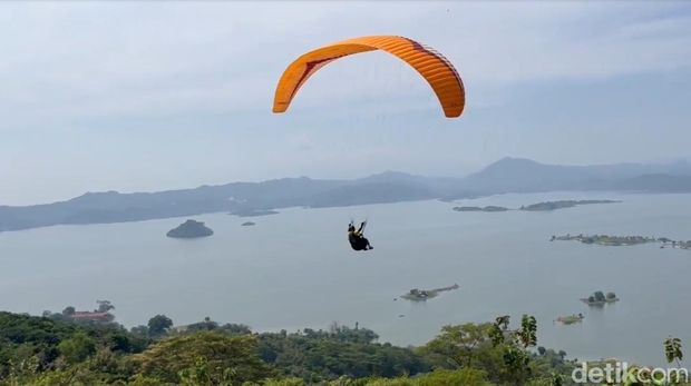Taman Seribu Cahaya, Waduk Jatigede Sumedang.
