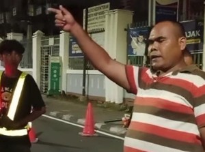 Kala Pekerja Marka Jalan Juga Dipungli di Medan