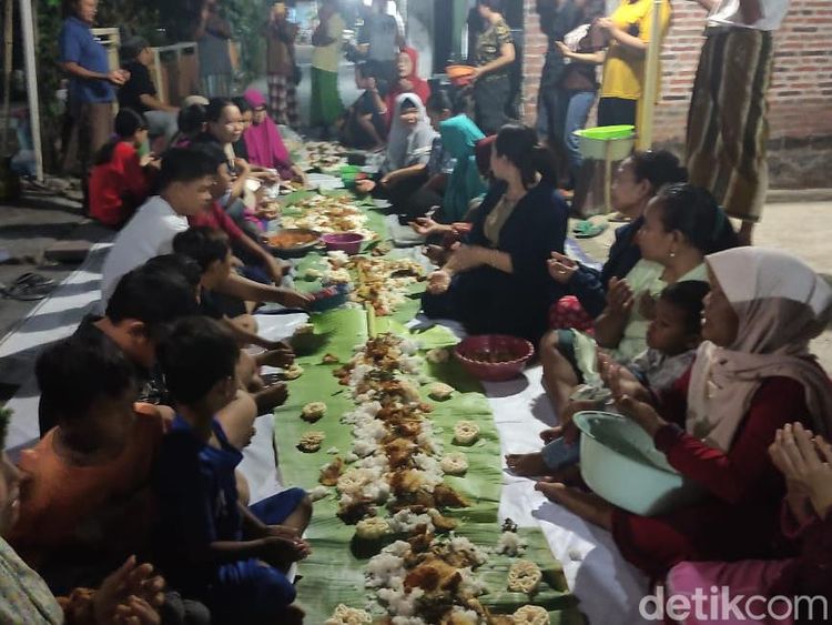 Potret Syukuran Tetangga Setelah Masriah Masuk Penjara