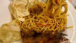 Lezatnya Sumsum Bumbu Konro dan Pao Isi Sei di Resto Chef Juna-Renatta