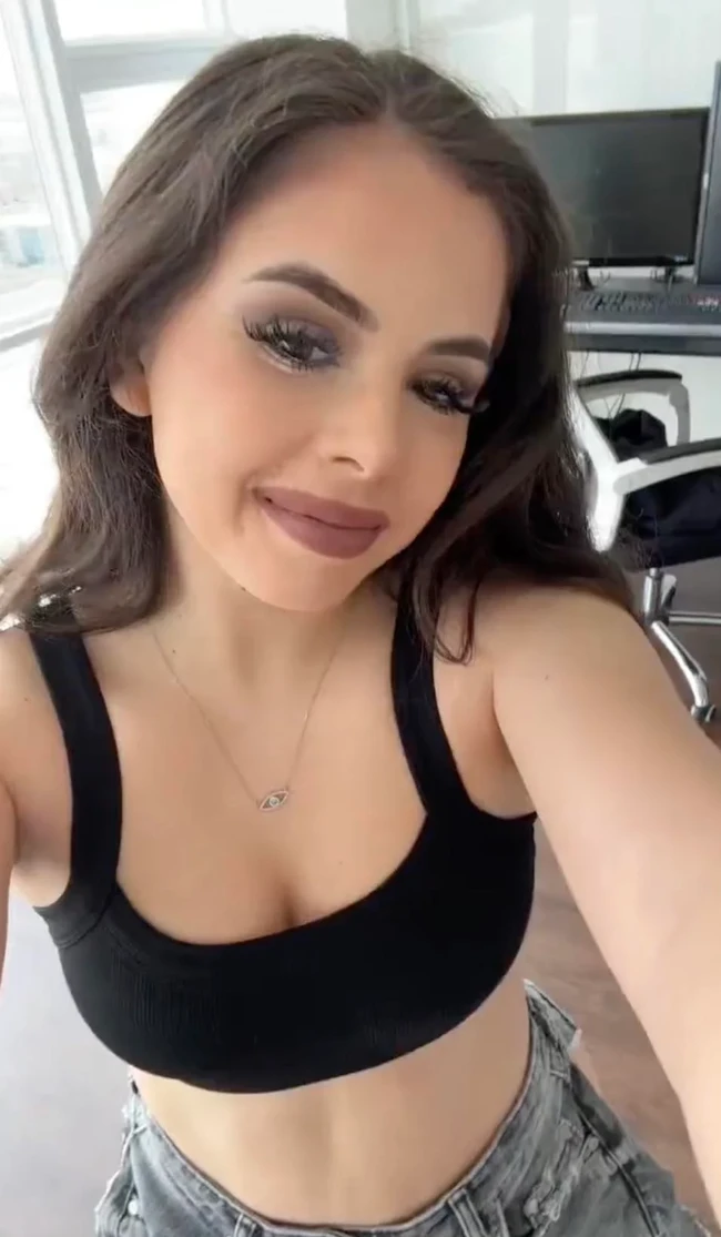 Cheyanne menegaskan bahwa di Angkatan Udara dia tidak dipecat. Dia tidak melaniutkan pekerjaannya karena kontraknya sudah habis setelah empat tahun bekerja. Foto: dok. TikTok