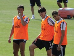 Tahukah kamu, Real Madrid di musim panas 2009 membeli para pemain bintang yakni Cristiano Ronaldo, Kaka, Karim Benzema, dan Xabi Alonso dengan total harga 230 juta Euro (Getty Images)