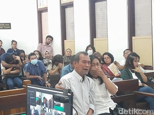 Dituntut 6,5 Tahun Kasus Korupsi Rp 2,9 M, Pasutri Asal Toba Divonis Bebas