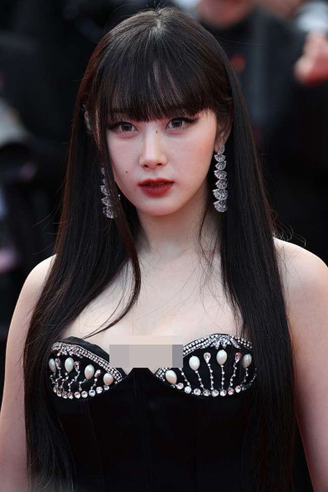 Giselle aespa belakangan menjadi perbincangan karena gaya seksinya di Festival Film Cannes. Personel asal Jepang itu terlihat standout di antara rekan personelnya karena terlihat bak anime. Foto: Getty Images