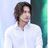 Penampilan Jerry Yan di publik ini viral di media sosial dan ramai dikomentari netizen khususnya para fans F4 dan Meteor Garden. Dalam kemunculannya, Jerry terlihat tak menua padahal usianya kini sudah 46 tahun. Foto: Instagram