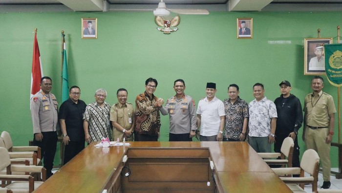 Kapolda DIY Irjen Suwondo Nainggolan mendatangi kantor Yayasan Taman Siswa di Jogja, Senin (5/6/2023).