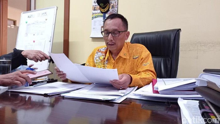 Kepala Biro Akademik Kemahasiswaan Perencanaan dan Kerjasama Unsil, Ade Rustiana.