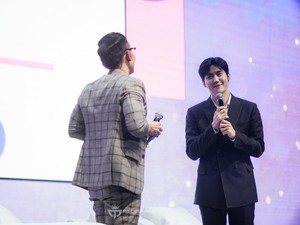 Mengukir Senyum Bersama Kim Seon Ho di Jakarta