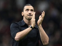 Zlatan Ibrahimovic memutuskan pensiun di usia 42 tahun dengan terakhir beseragam AC Milan. Ibra pernah memperkuat banyak klub top dunia seperti Juventus, Inter, Barcelona, PSG, MU, dan Milan dua periode (AP)