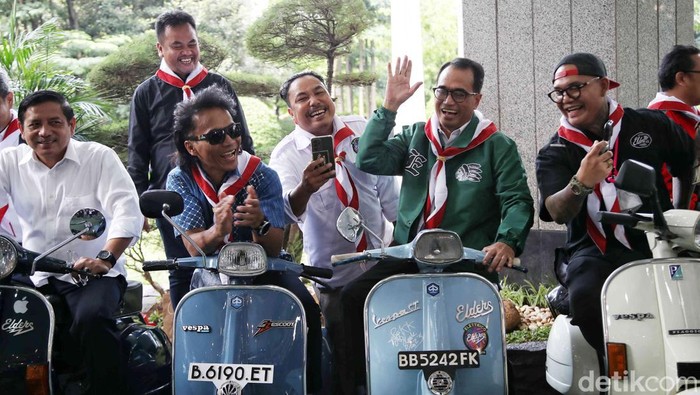 Menhub Dukung Skuter Listrik Konversi di Indonesia Menhub Dukung Skuter Listrik Konversi di Indonesia