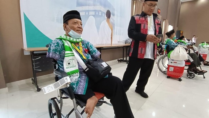 pelukis difabel Agus Yusuf Endang Kresno Raden