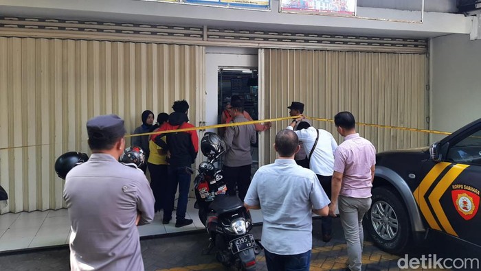 pembobolan atm minimarket di banyuwangi