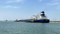 Kapal Tanker Seavigour dibangun pada tahun 2016, dengan panjang 274 meter (899 kaki) dan lebar 48,63 meter (159 kaki), demikian menurut MarineTraffic, penyedia layanan pelacakan kapal. Insiden mogoknya kapal di Terusan Suez ini, adalah kasus terbaru dari sebuah kapal yang dilaporkan terjebak di jalur air yang vital.  